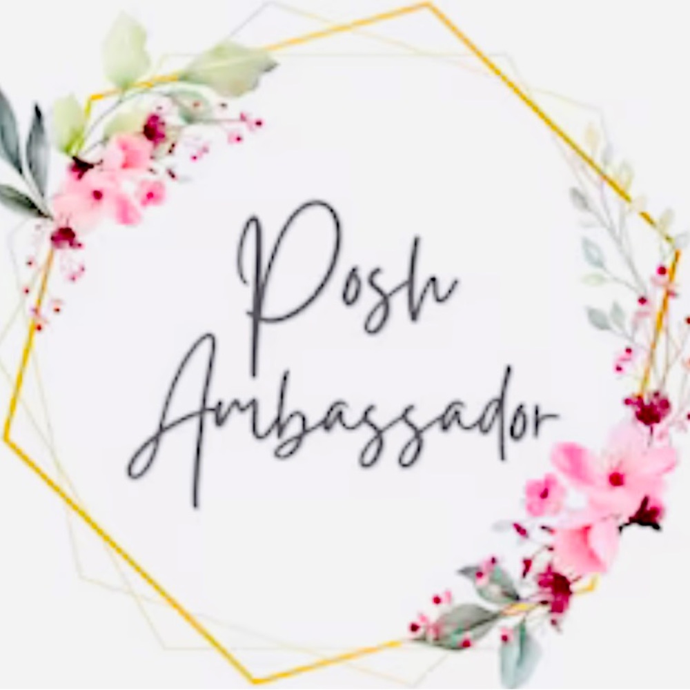 🥳 POSHMARK AMBASSADOR 🤩